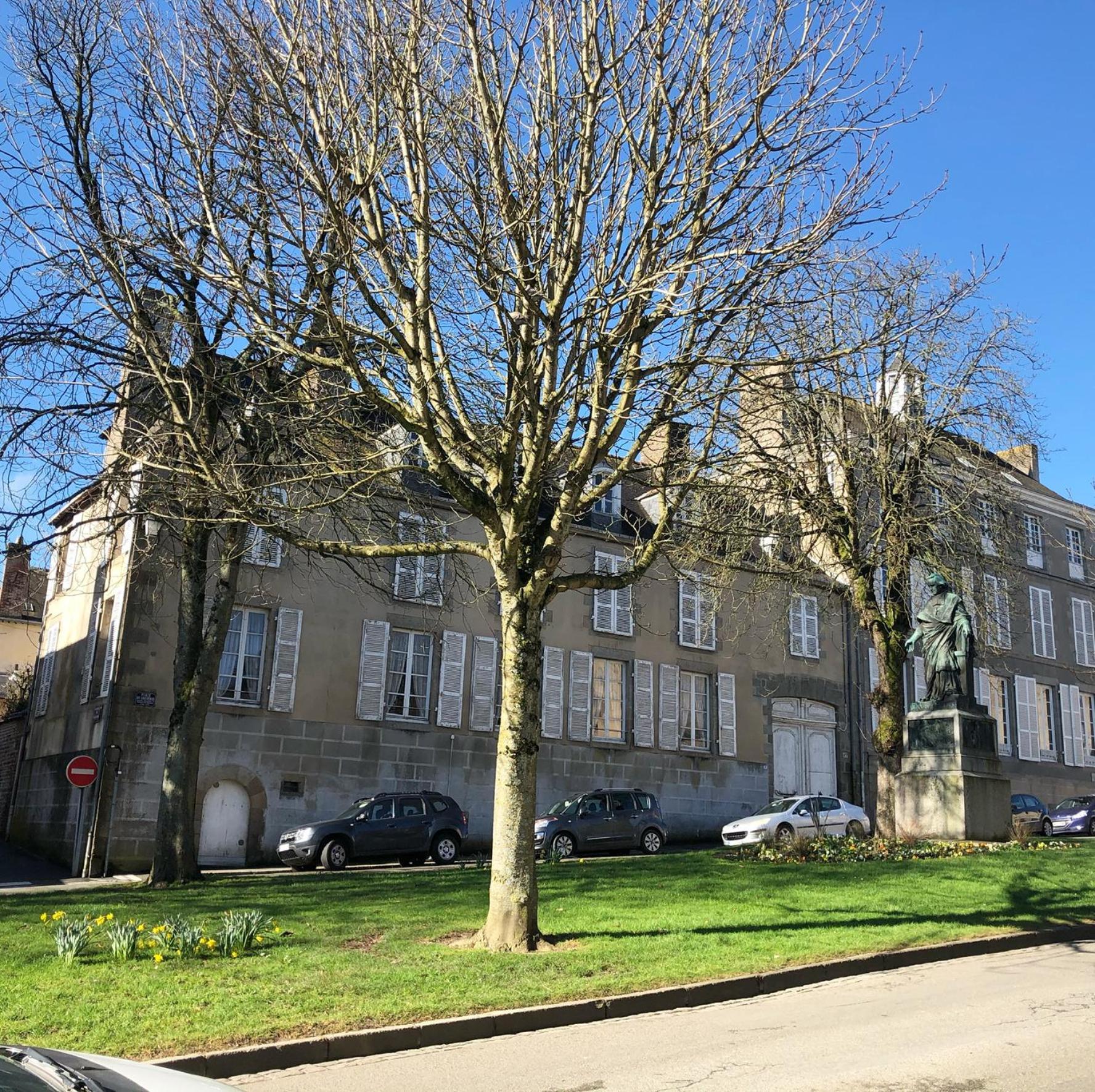 L'Hotel de Hercé Chambre d'Hote Mayenne Exterior foto