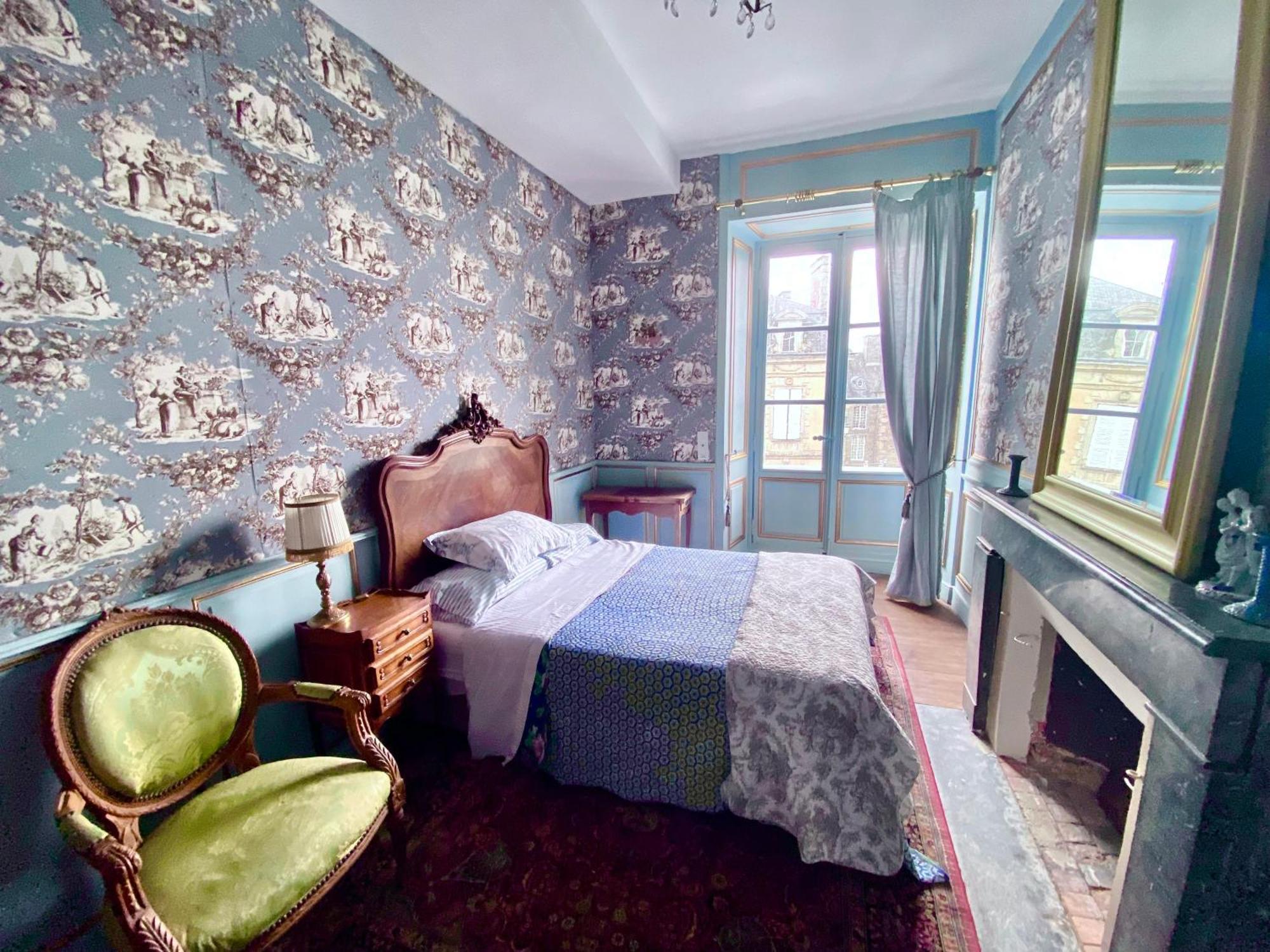 L'Hotel de Hercé Chambre d'Hote Mayenne Exterior foto