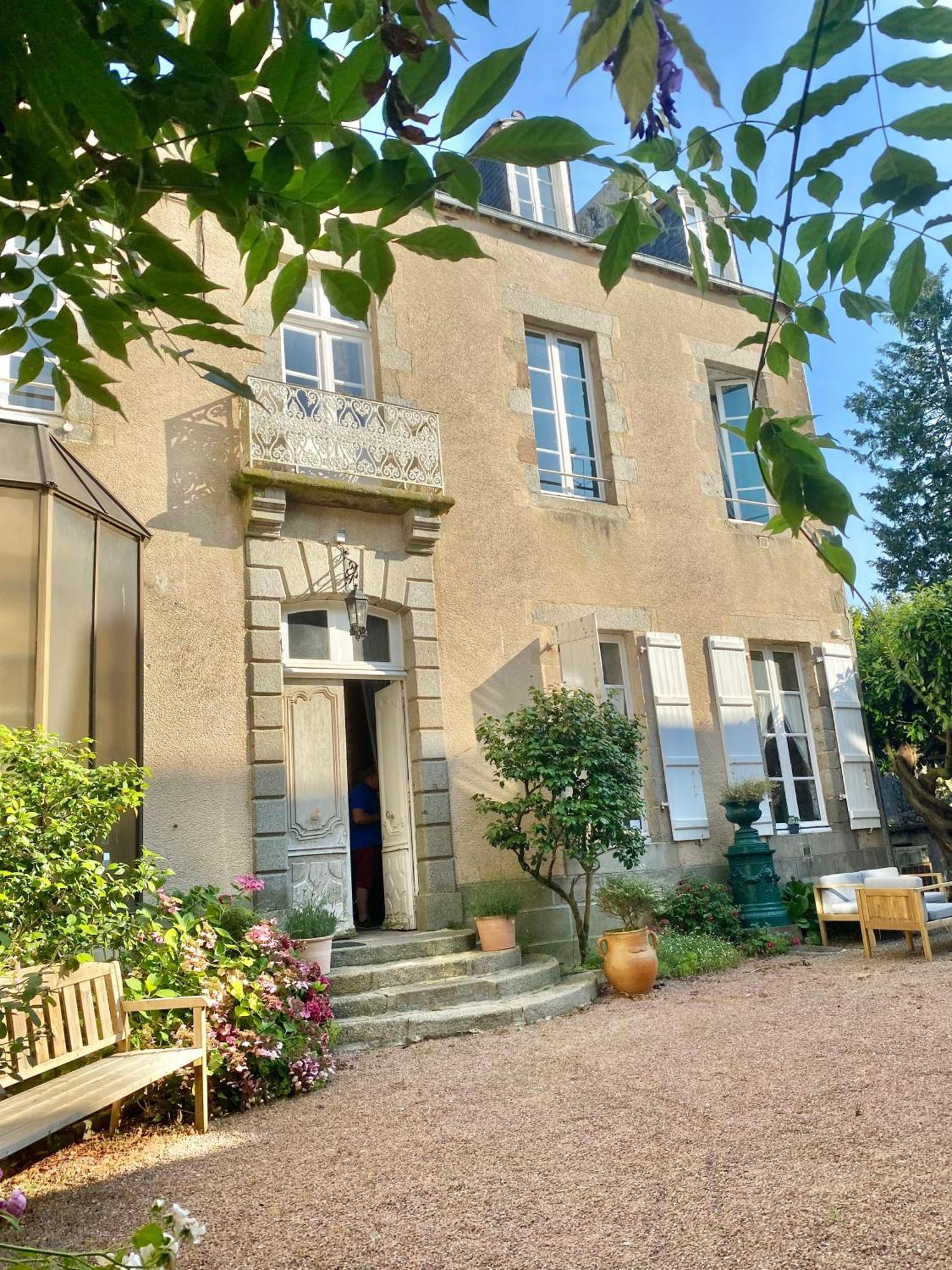 L'Hotel de Hercé Chambre d'Hote Mayenne Exterior foto